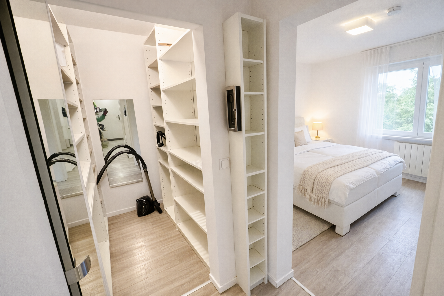 Zentrale 3-Zi Wohnung Karlsruhe | 2 Balkone & WLAN Bild 4